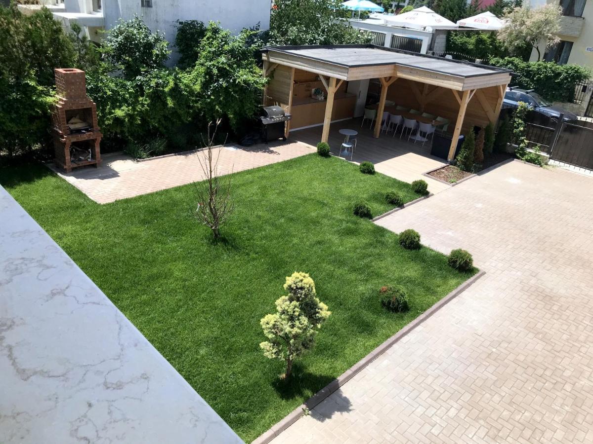 Medusa Mamaia Nord Hotel นาโวดาริ ภายนอก รูปภาพ
